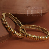 Shindeshahi Bangles Medium (Pair)