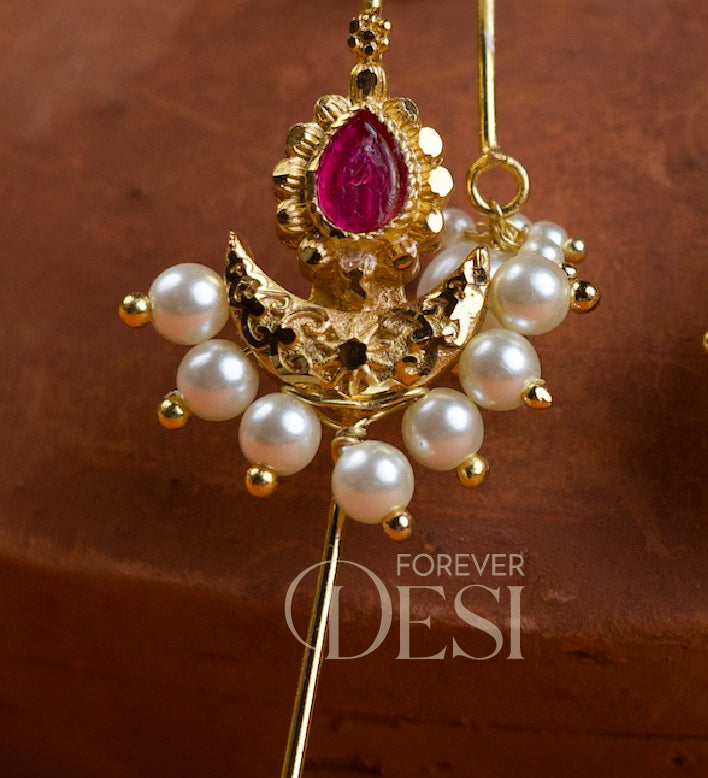 Peshwai Kaan Bugdi Earrings