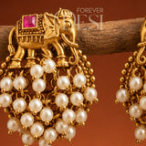 Gaj Draksha Stud Earrings गज द्राक्षा Moti
